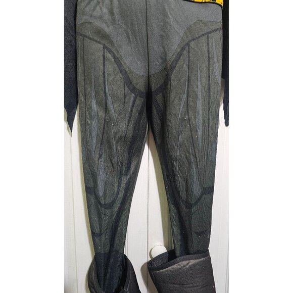 Batman Kids Muscle Costume Boys 8-10 DC Comics Mask Cape Gauntlets Halloween Boy - Picture 5 of 12